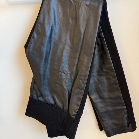 Club Monaco Black Faux Leather Leggings Sz 2 - Picture 1 of 2